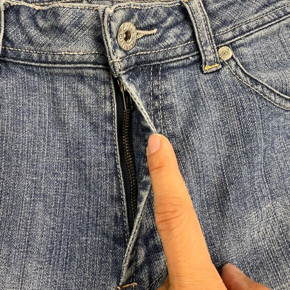 Chico's Platinum Marquis Jean High Rise Fade Wash Stretch Size 10S (Chico's 1.5) - Picture 6 of 11